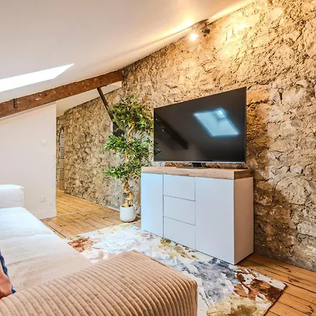 La Maison Opaline Remeš